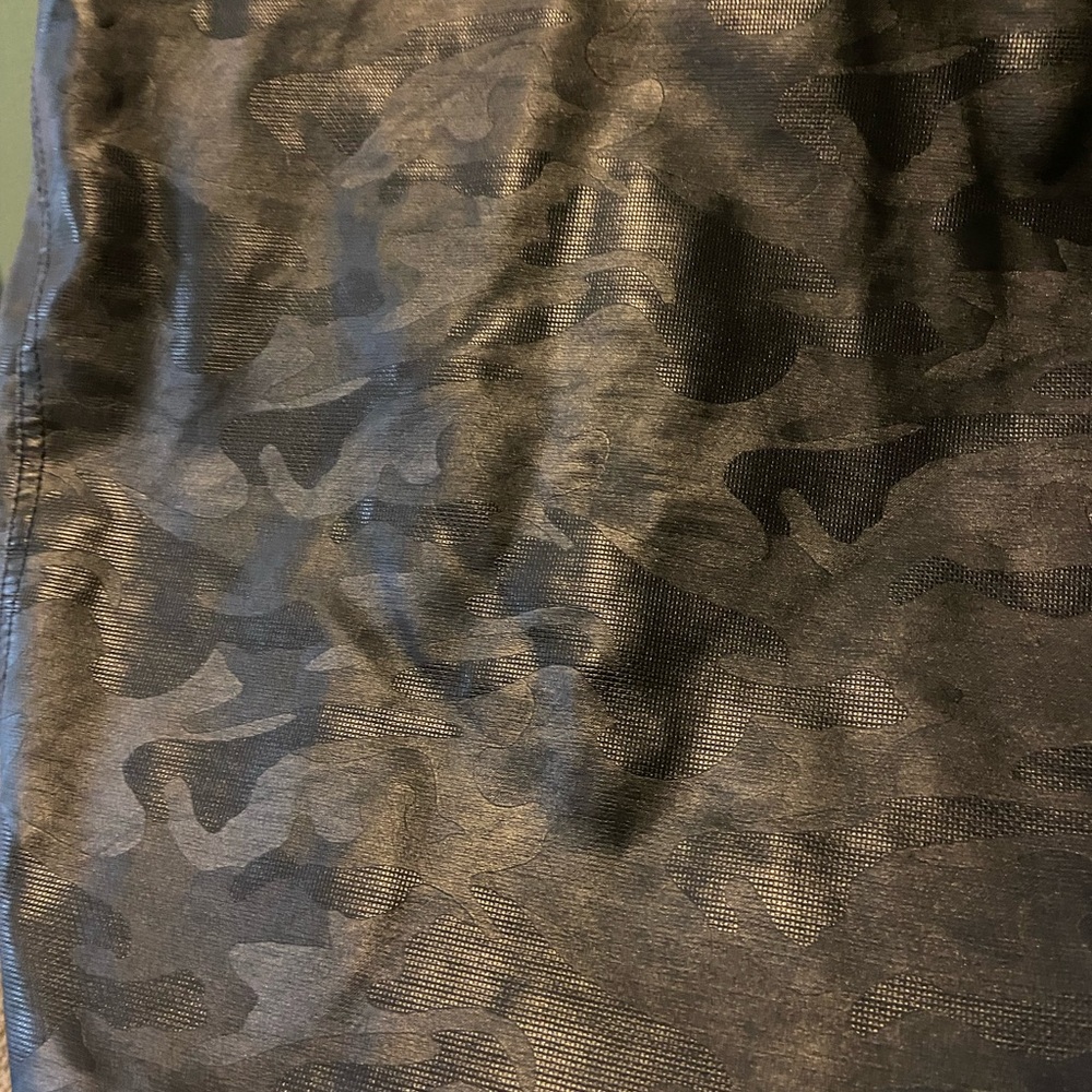 Looks like leather! Dark Navy Fried Denim Mens jacket. New without tags. - Picture 4 of 5